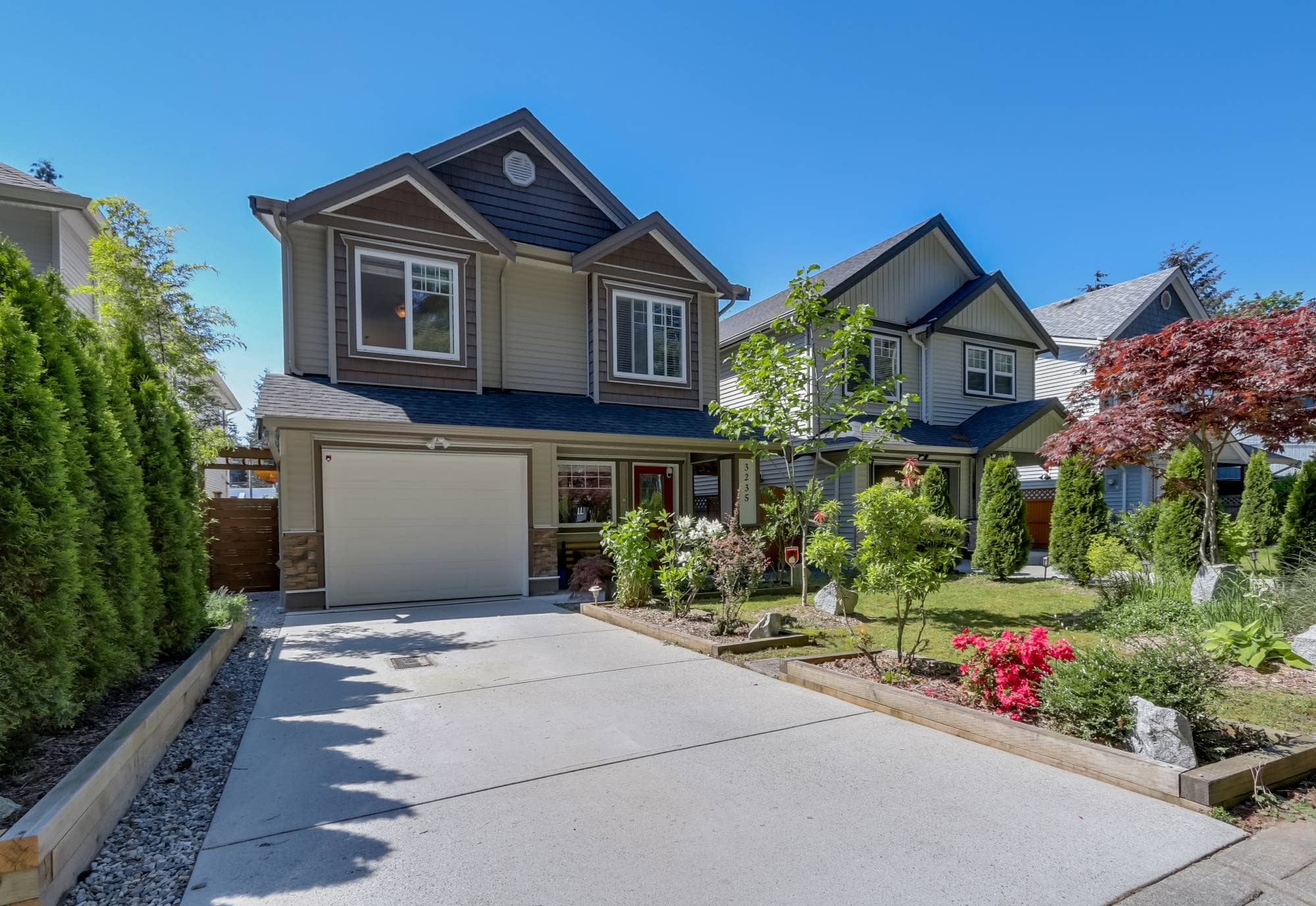 6 Bedroom Home in Central Port Coquitlam