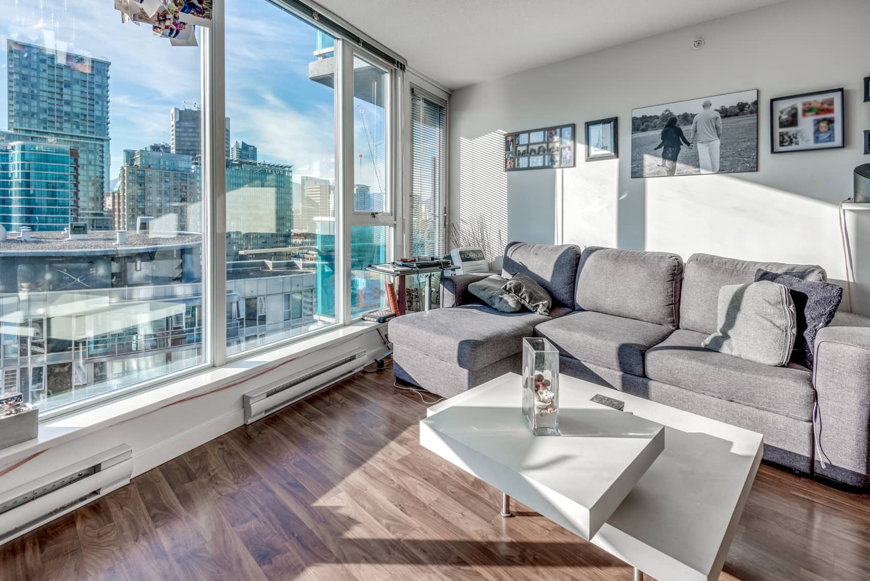 1 Bed Condo in Downtown Vancouver with City views