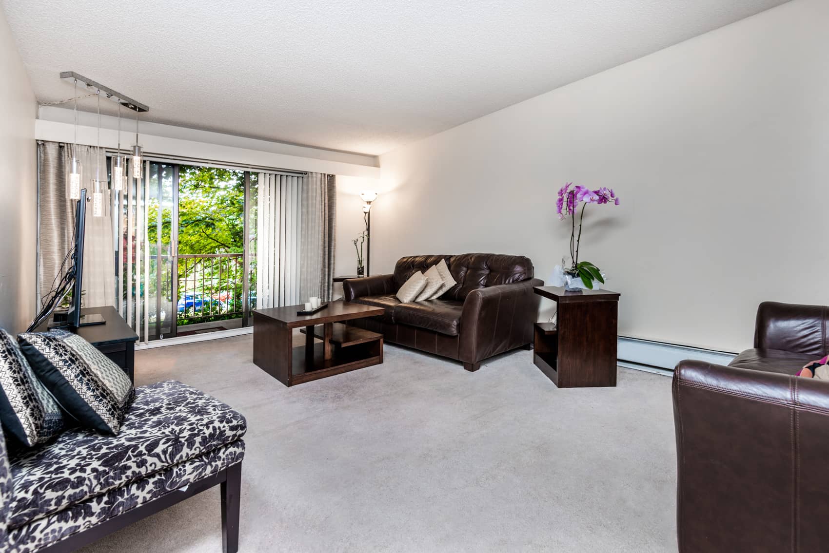 2 Bed Condo in Sapperton, New Westminster