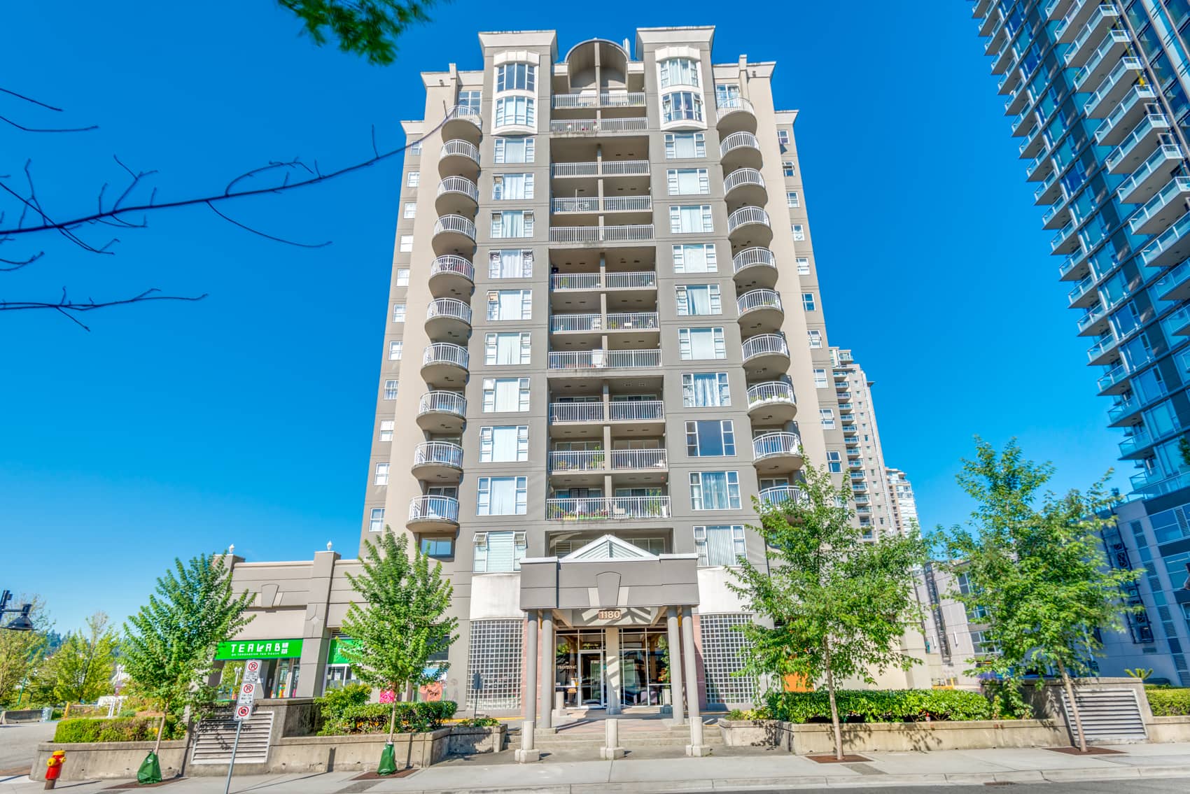 Perfectly Renovated 2 Bedroom Condo in Coquitlam