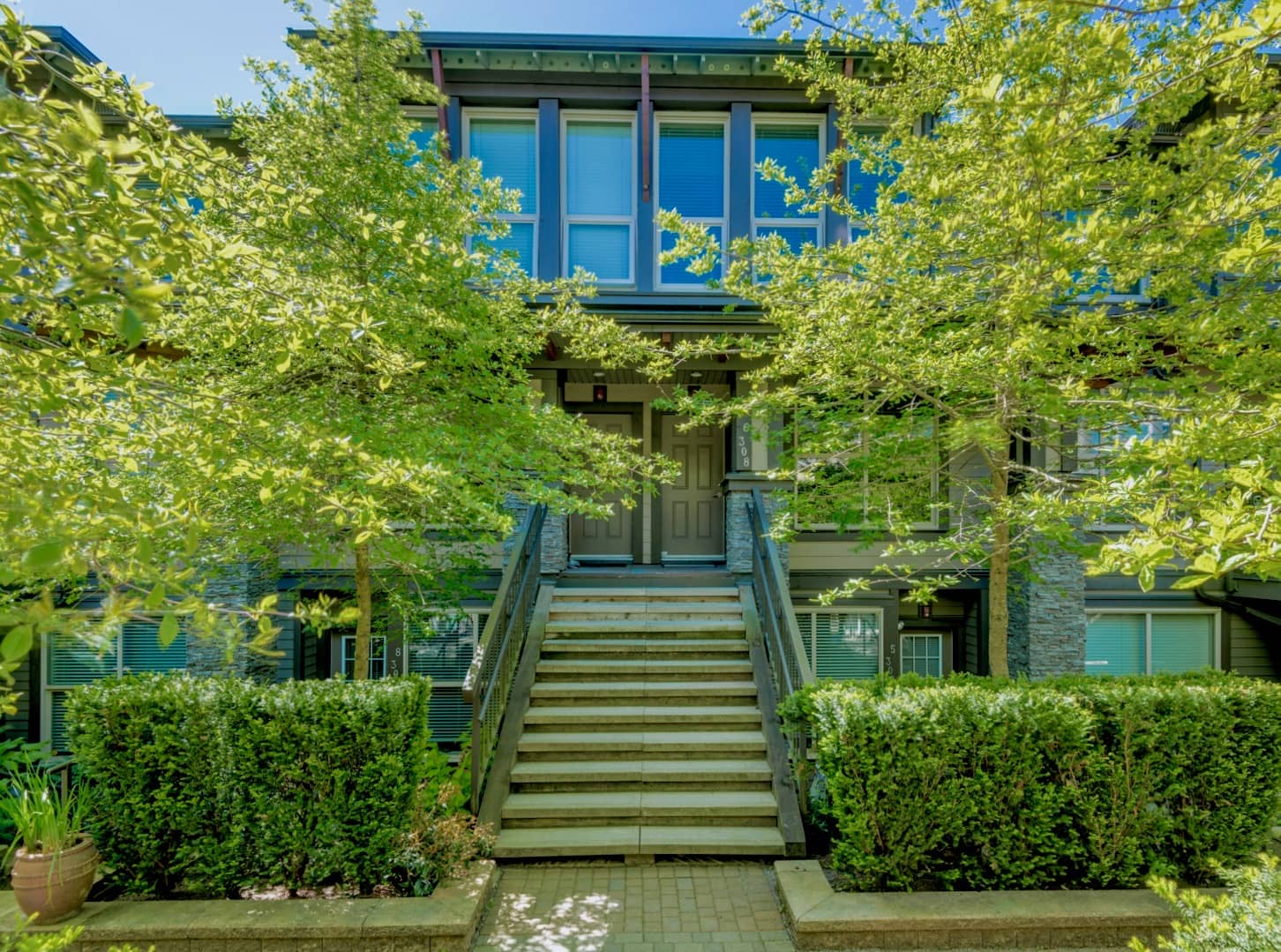 3 Bed Townhouse in Lonsdale, North Vancouver